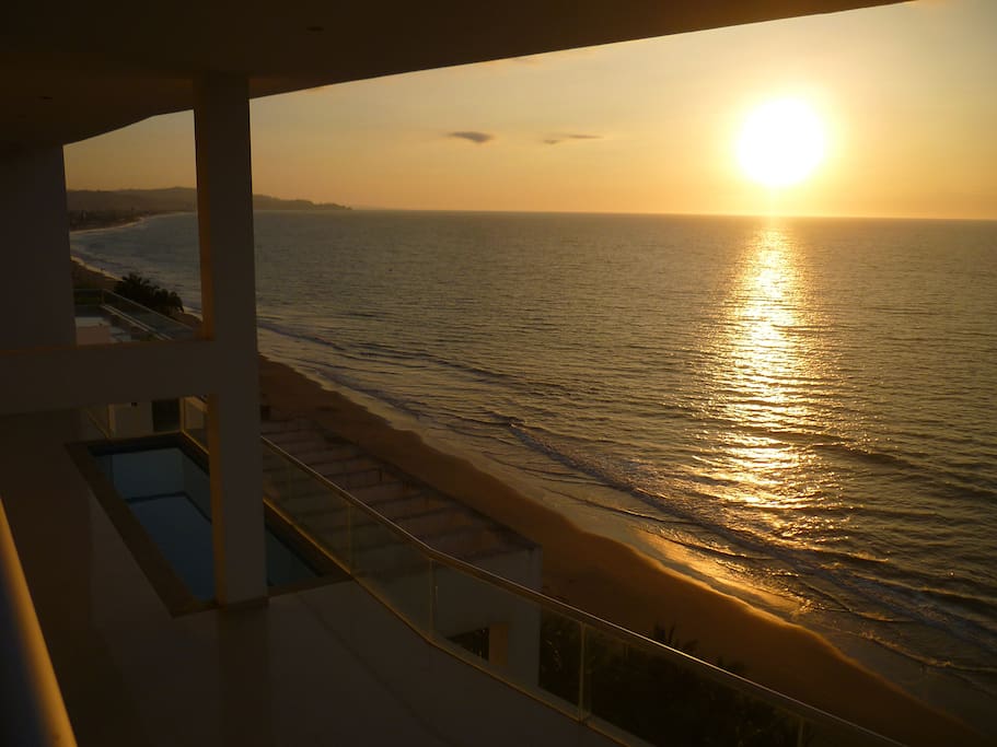 Amazing view of sunset/Increible vista del atardecer