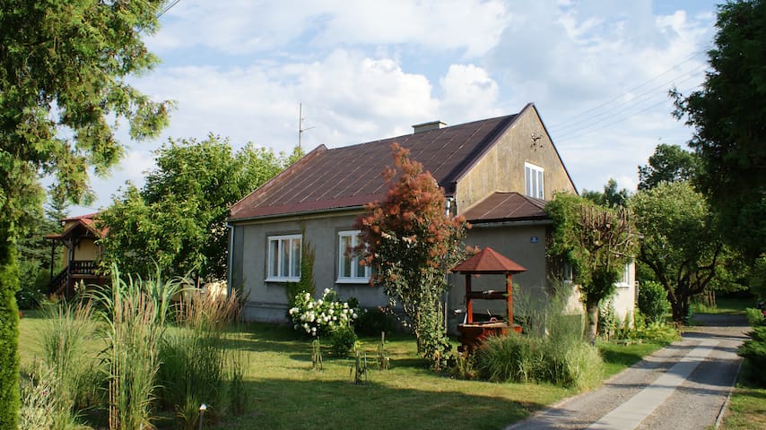 House 10km from Ukraine border