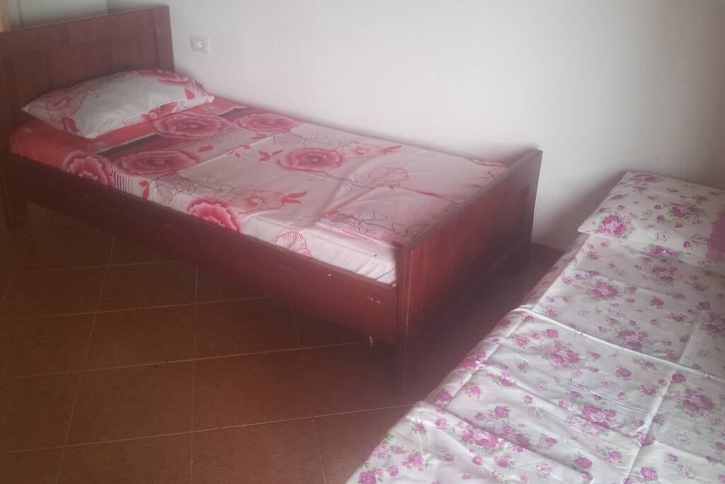 These two beds are for your little ones. One of them can be folded if you don't need it