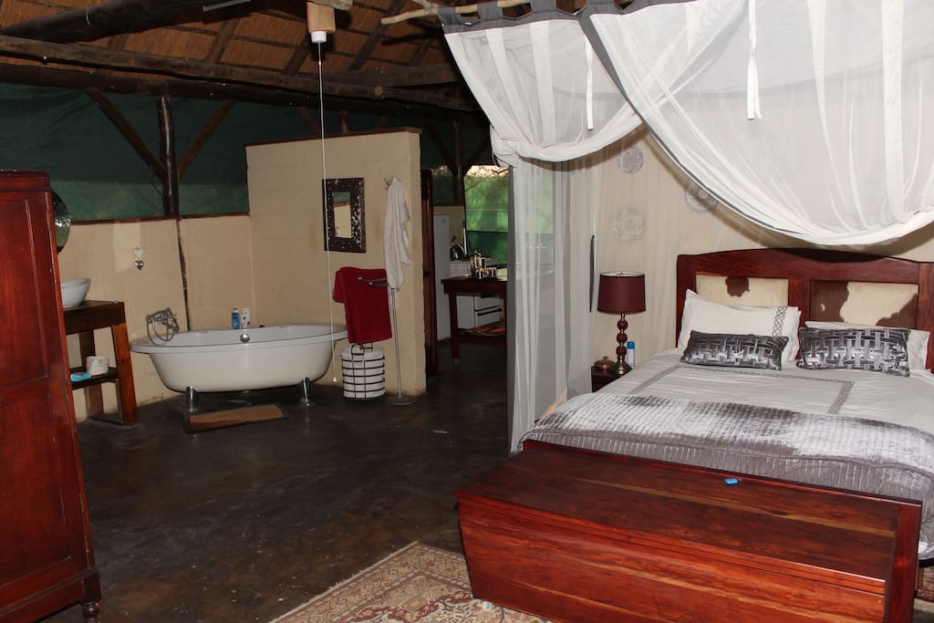 Main bedroom, with bathroom
