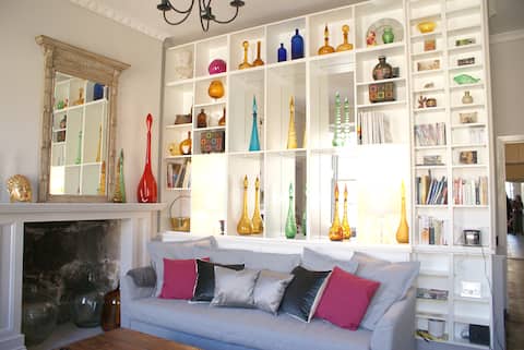 Central apt. in historic Old Town Edinburgh