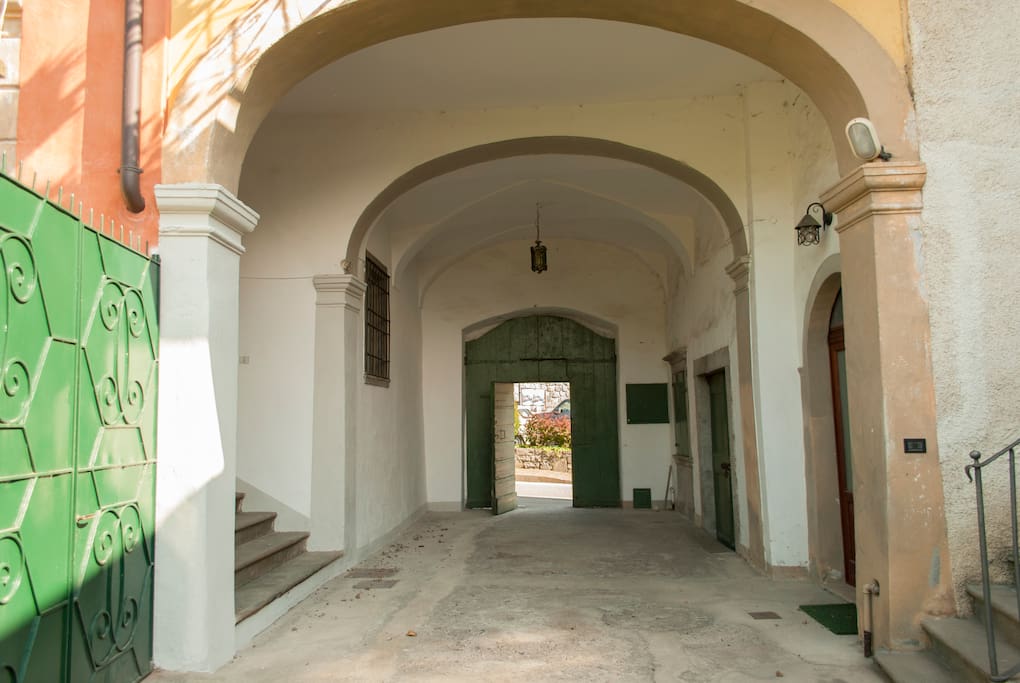 Porticato d'ingresso