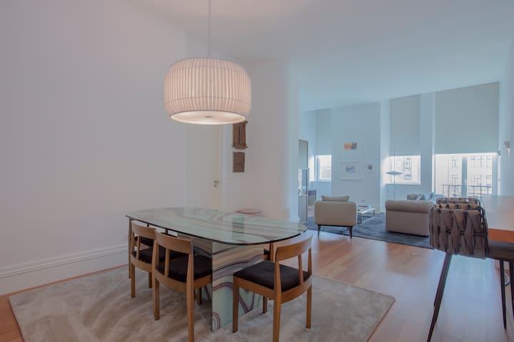 Liiiving in Porto | Aliados Luxury Apartment II