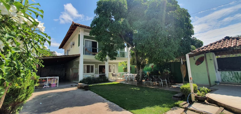 Entire home with 4 bedrooms in Vila Velha - Pertinho da praia, vá a pé a praia