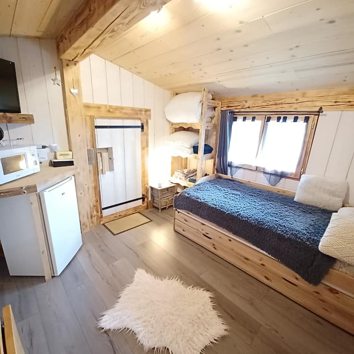 Tinyhouse ❤️ Mazot Savoyard Totale Indépendance - Haute-Savoie