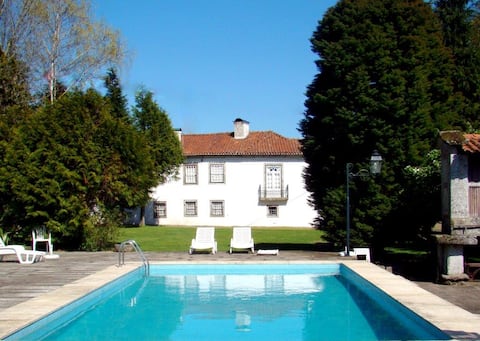 Manor House-Casa das Paredes, 15 pax, pool,snooker