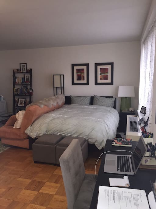 Queen bed