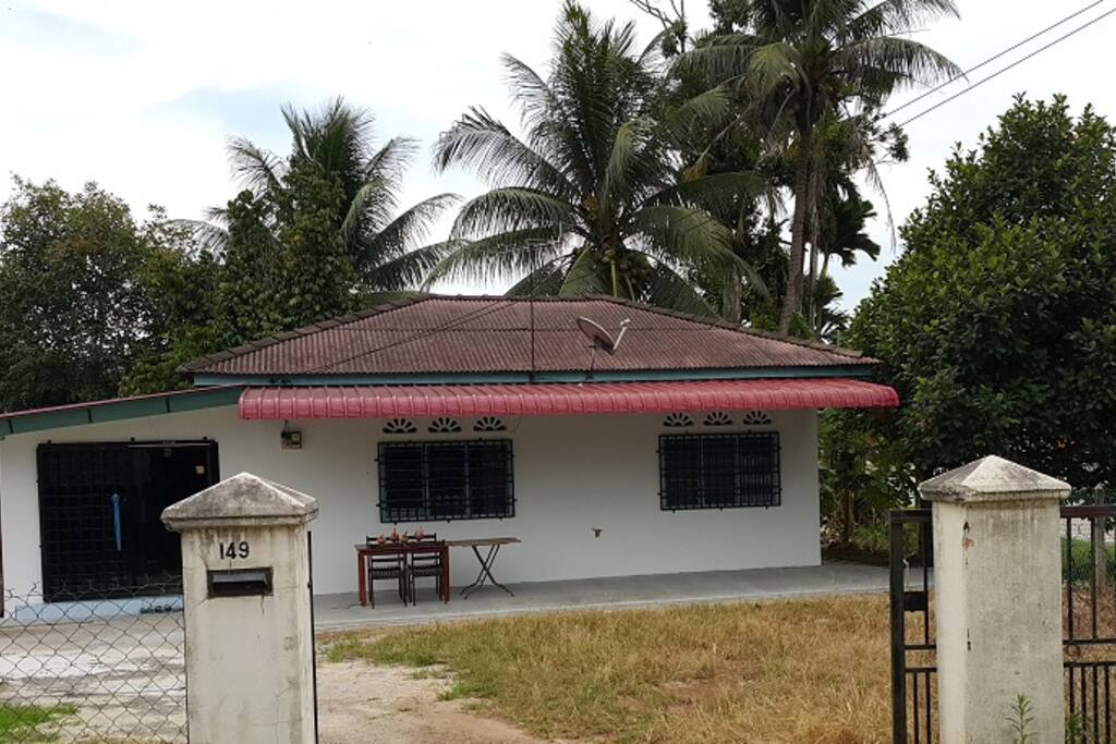 Entrance Ezi Homestay @ Kuala Kangsar