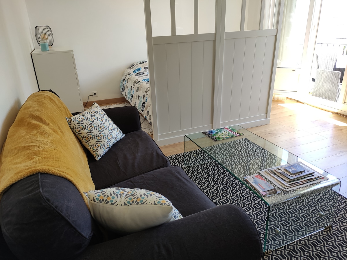 Top Airbnb: Apartment with balcony on the banks of the Scorff in Lorient