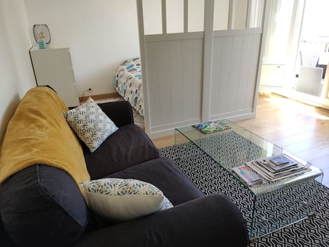 Top Airbnb: Apartment with balcony on the banks of the Scorff in Lorient
