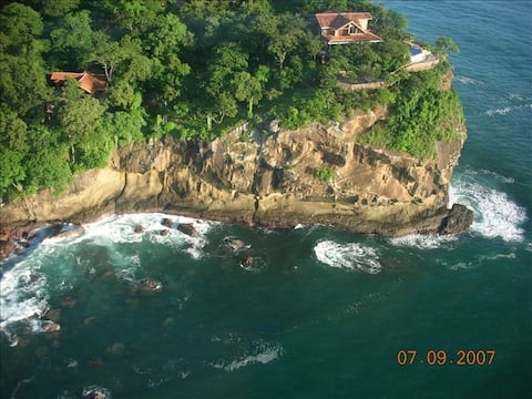 Ocean Cliff 5BR Nica Home Sleeps 15