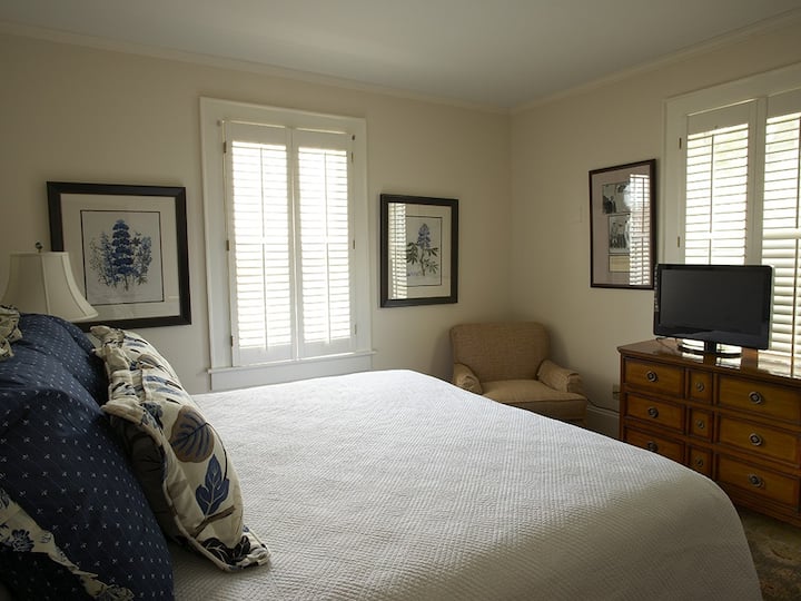 Smithfield Vacation Rentals & Homes Virginia, United States Airbnb