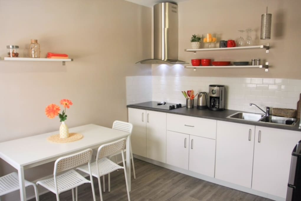 Kitchen/Common area