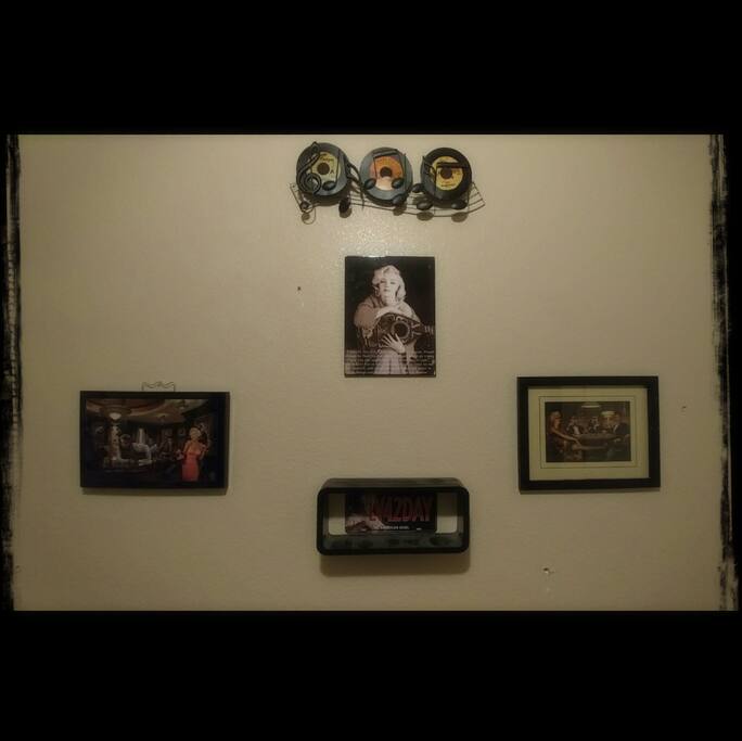 VIntage Decor!!