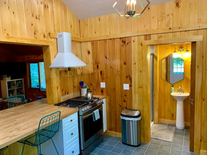 Cozy Cabin Beech Hill Pond-Family Friendly