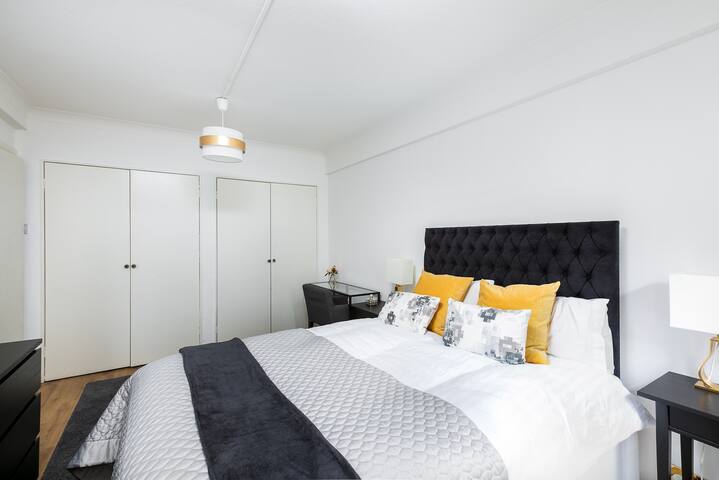 2 bdrm Marble Arch-Hyde Park gallery image 4