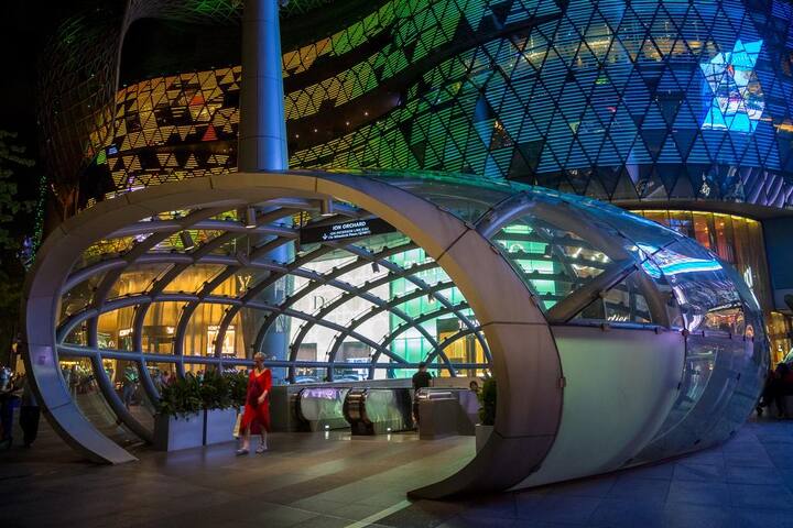 Lovely 2 Bedroom Apartment In Orchard gallery image 4