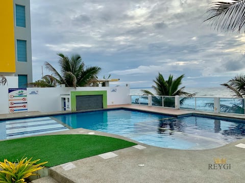 Furnished suite Oceanfront, Crucita - ReygiSuite