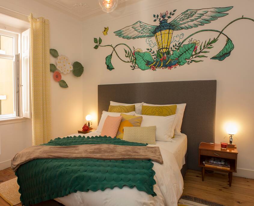 Linen, duvet and 3 sizes pillows are from Pato Rico, the top-rated supplier of 5* hotels in Portugal. All is certified anti-allergenic