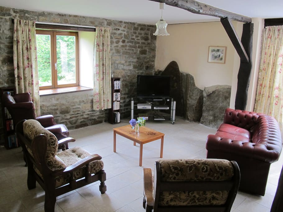 The comfortable sitting room with tv, dvd player and sky box