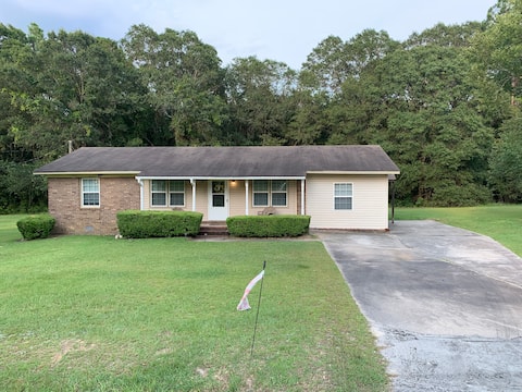 Sweet Onion Home Sleeps 9 W/ 6 Beds For Work Crews