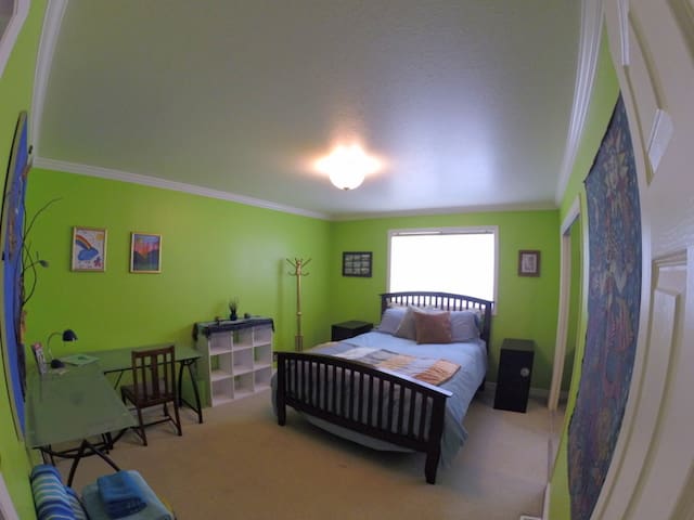 Susan's Garden Retreat - Private Room