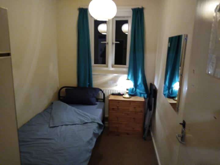 Nice 1 Bed Room Near Caledonian Road Tube Station. - Londres