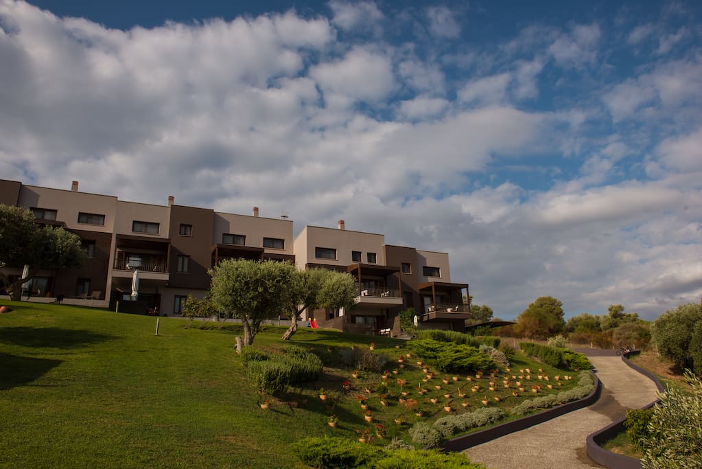 Athos Villas - The complex