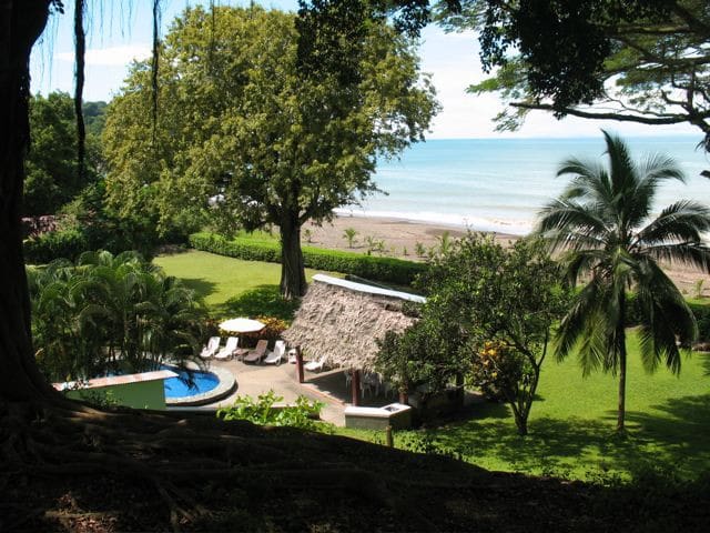 Beachfront 6bd Pool, Maid, Cook, SUV's, 7 Kayaks