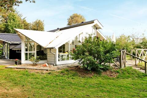 6 person holiday home in oksbøl