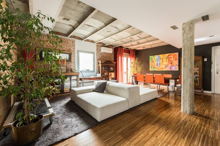 Loft between gardens in best comunication area. gallery image 4