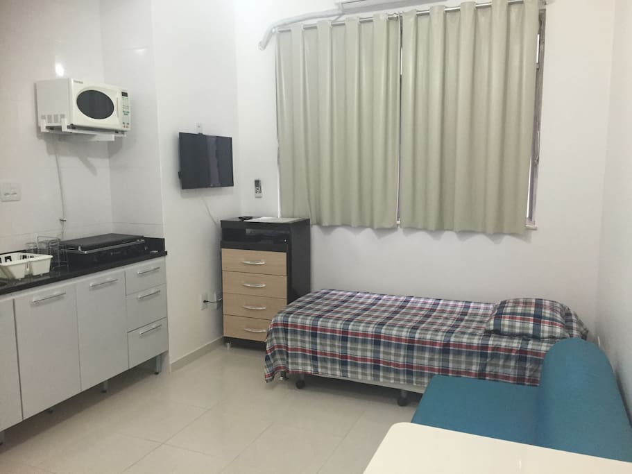 Bicama e um sofá cama