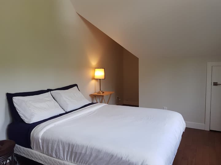 ห้องนอนบนชั้นบน