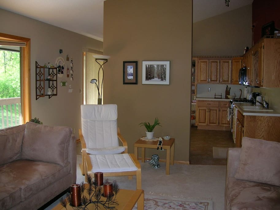Living room - Kitchen