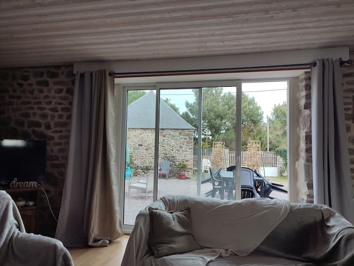 Maison Traditionnelle Bretonne à 2 Pas De La Mer - Fréhel
