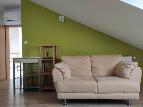 Top Airbnb: Top Sunset Roof Apartment, 200m from the beach in Škrip