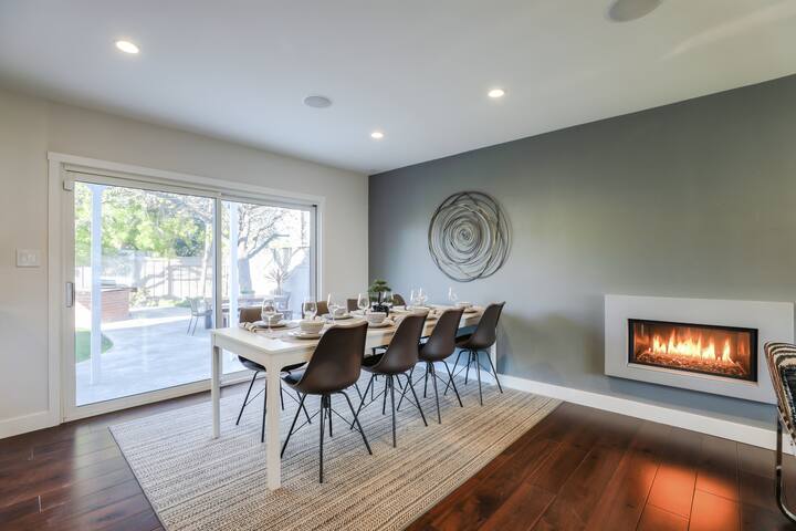 PSD: Stunning & Modern Luxury in Cupertino gallery image 4