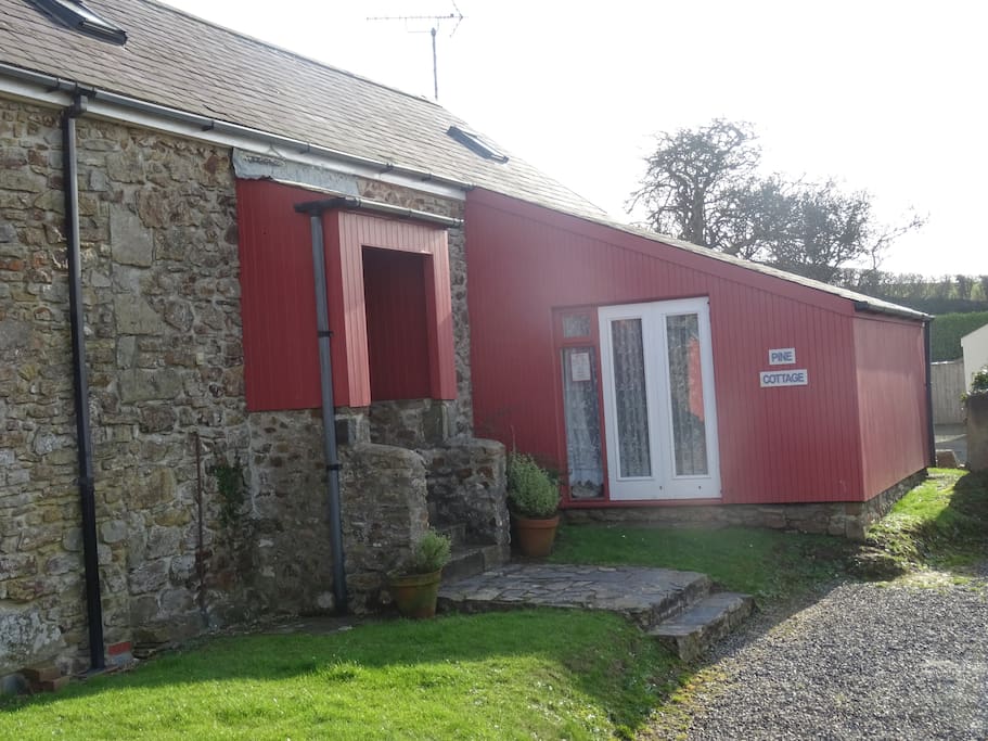 Pine Cottage, Little Haven