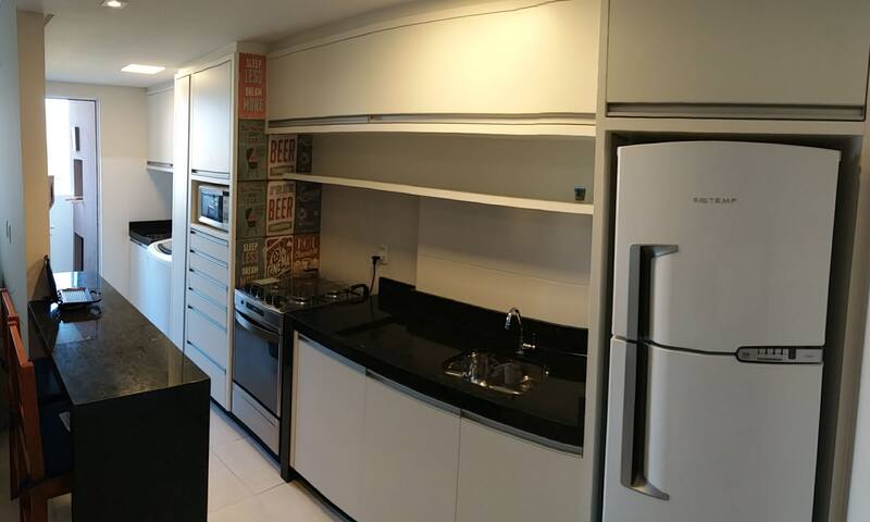 Apê novo e completo Itapema