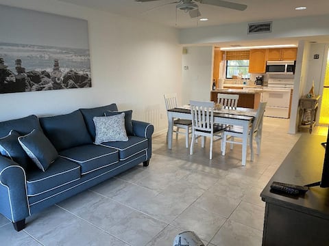 Top performing Airbnb: Coastal Waterfront Condo In Punta Gorda Isles in Punta Gorda