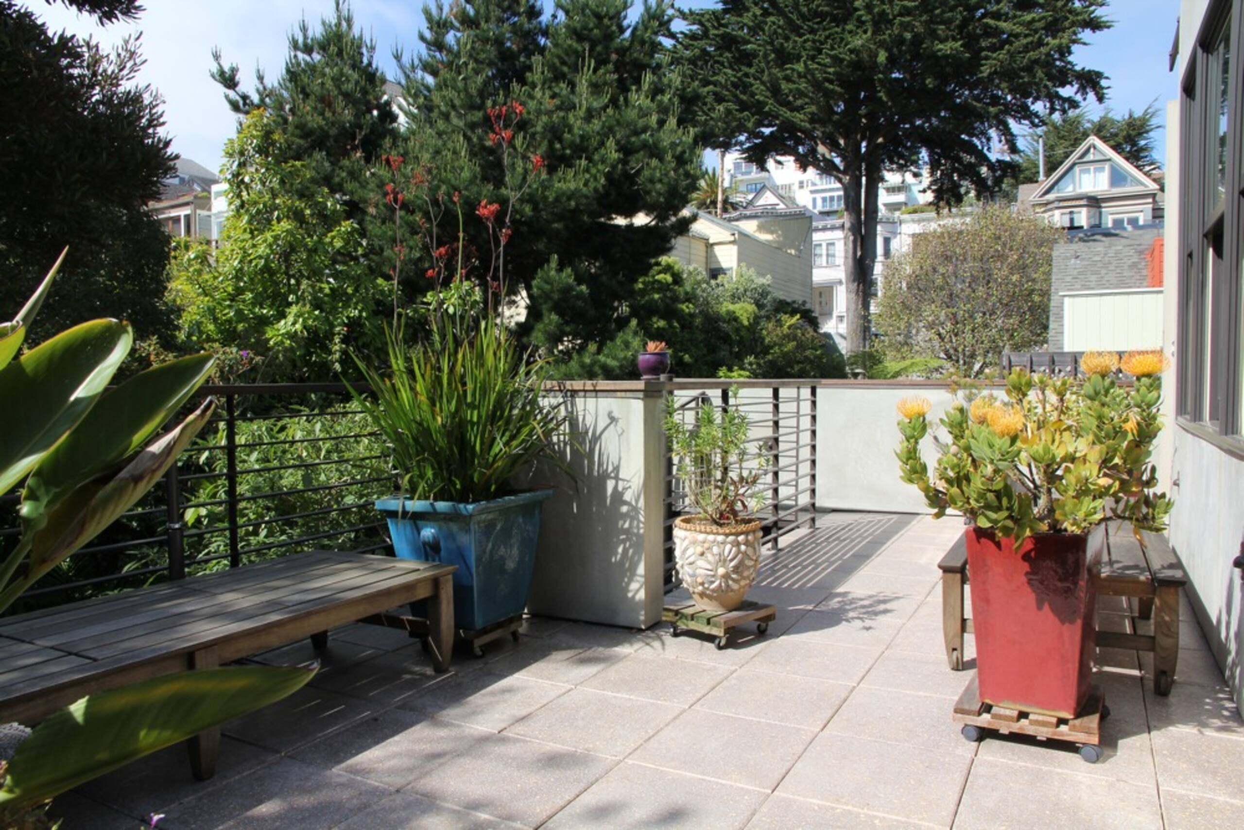 Home in San Francisco · ★5.0 · 3 bedrooms · 4 beds · 2.5 baths - Image 17