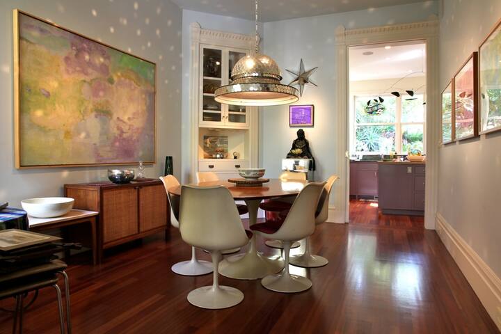 Fabulous Castro Victorian gallery image 2