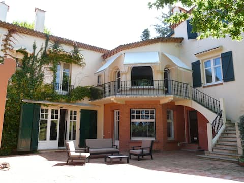 VILLA BIARRITZ 1923 private pool