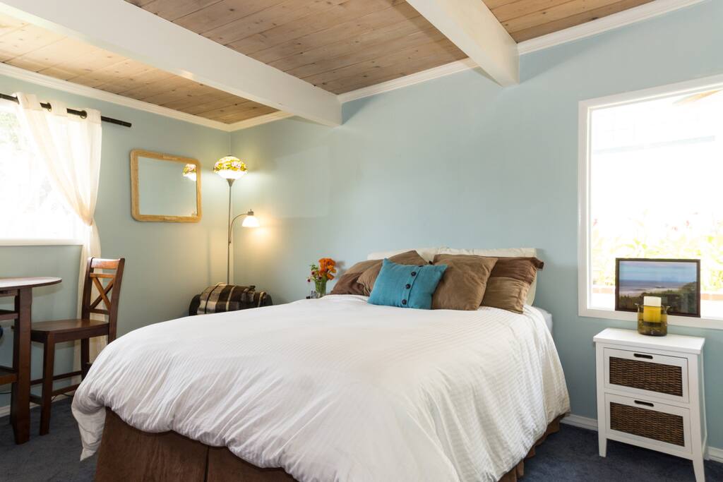 Comfy queen bed