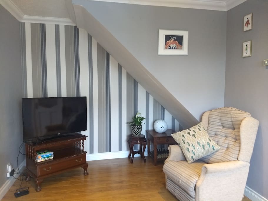 Cosy TV room by day