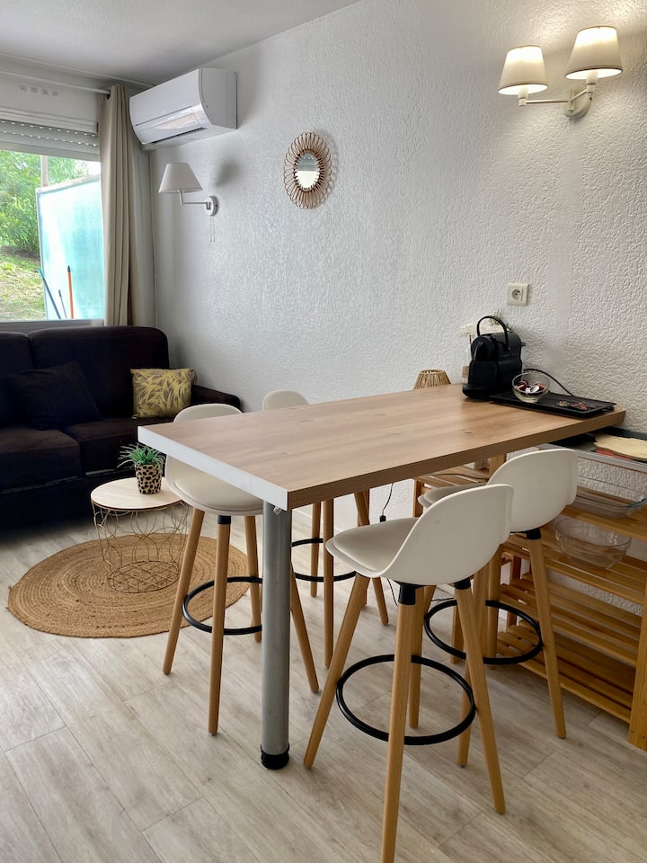 Studio Rez-de-jardin Avec Piscine à Juan-les-pins - Juan les Pins