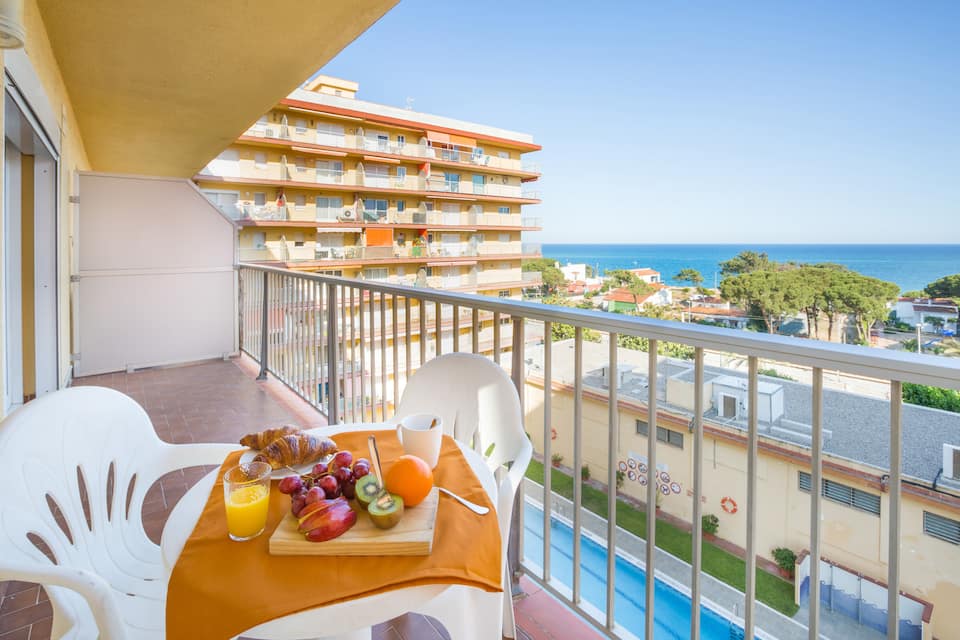 Malgrat de Mar Blvd Seaview Apartment — photo 1