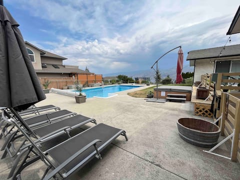 The Peachland Farmhouse