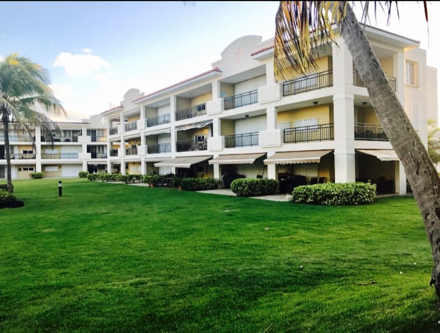 The apartment is in the first floor, third balcony from right to left. Walking distance to the beach, less than 1 min away.