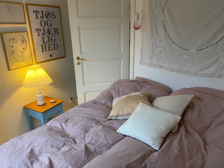 საძინებელი 1